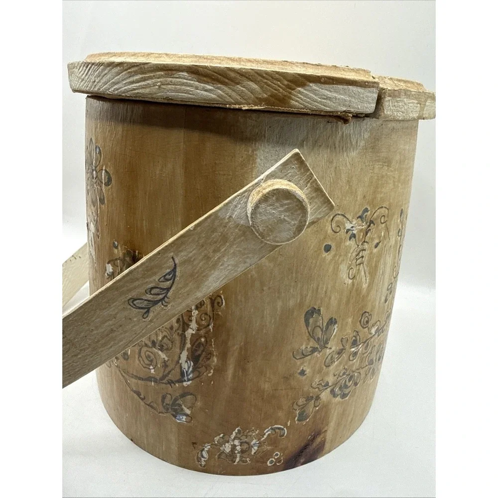 Antique Vintage  WOODEN FIRKIN SUGAR BUCKET Painted  Swing Handle & Lid